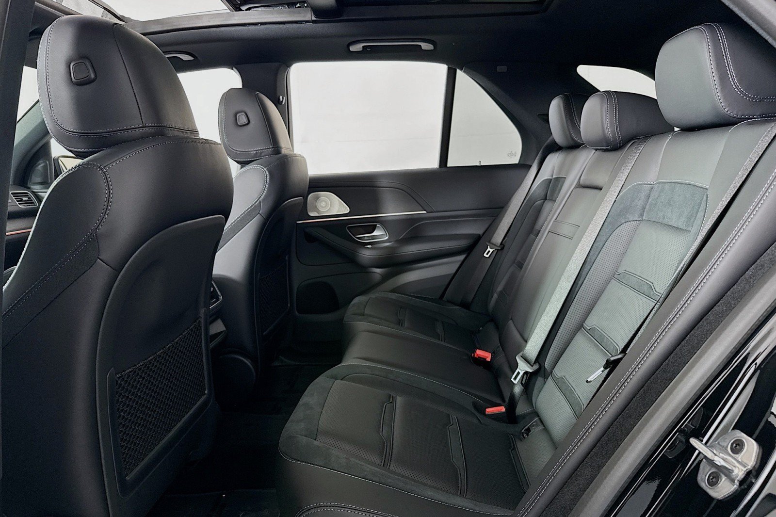 New 2026 Mercedes-Benz GLE 53 AMG 4MATIC image 7