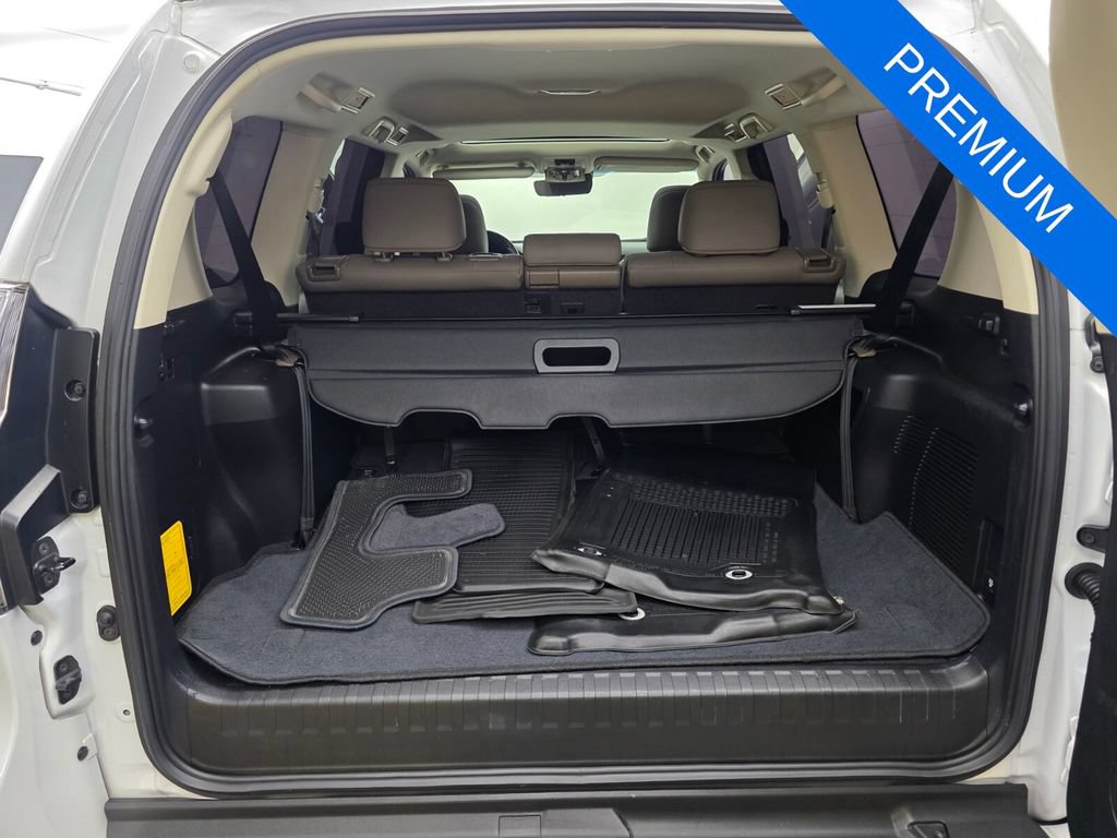 Used 2021 Lexus GX 460 Premium w/ Premium Package AWD/4WD image 17