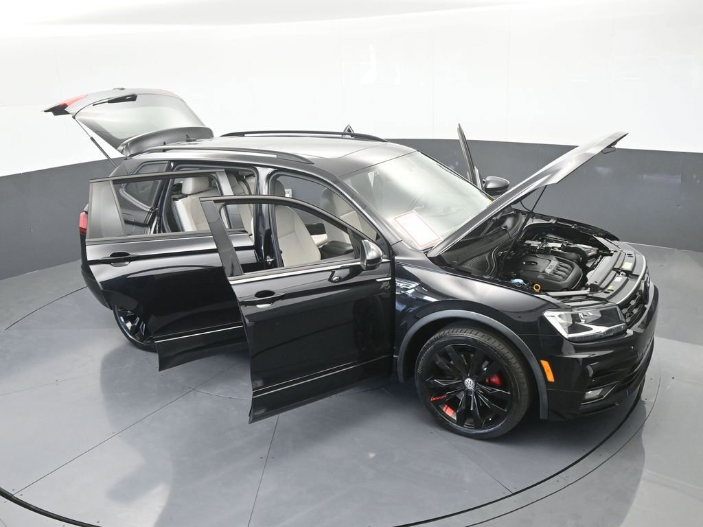 Used 2020 Volkswagen Tiguan SE R-Line image 77
