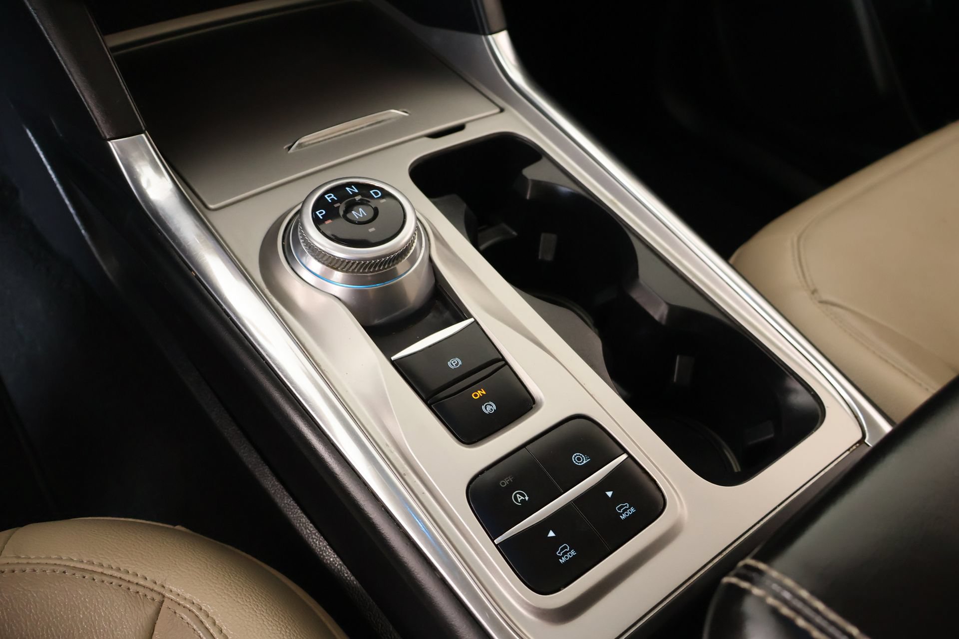 Used 2020 Ford Explorer Limited RWD image 9