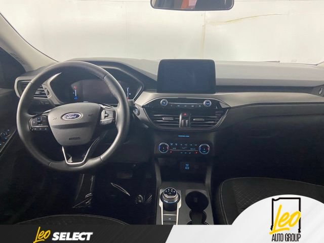 Used 2023 Ford Escape Active w/ Cold Weather Package FWD image 18