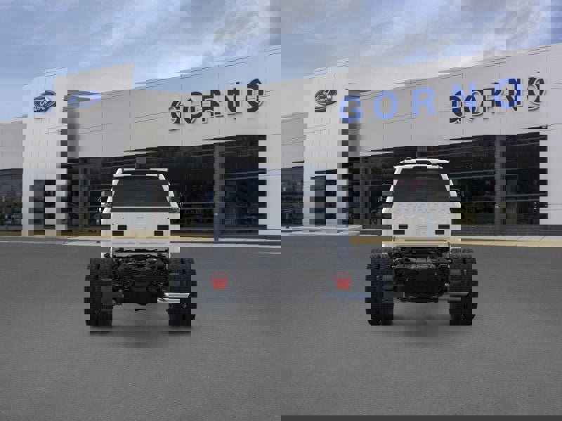 New 2026 Ford F550 4x4 Regular Cab Super Duty image 5