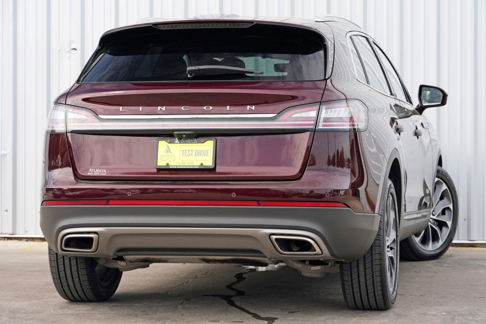 Used 2022 Lincoln Nautilus Reserve image 4