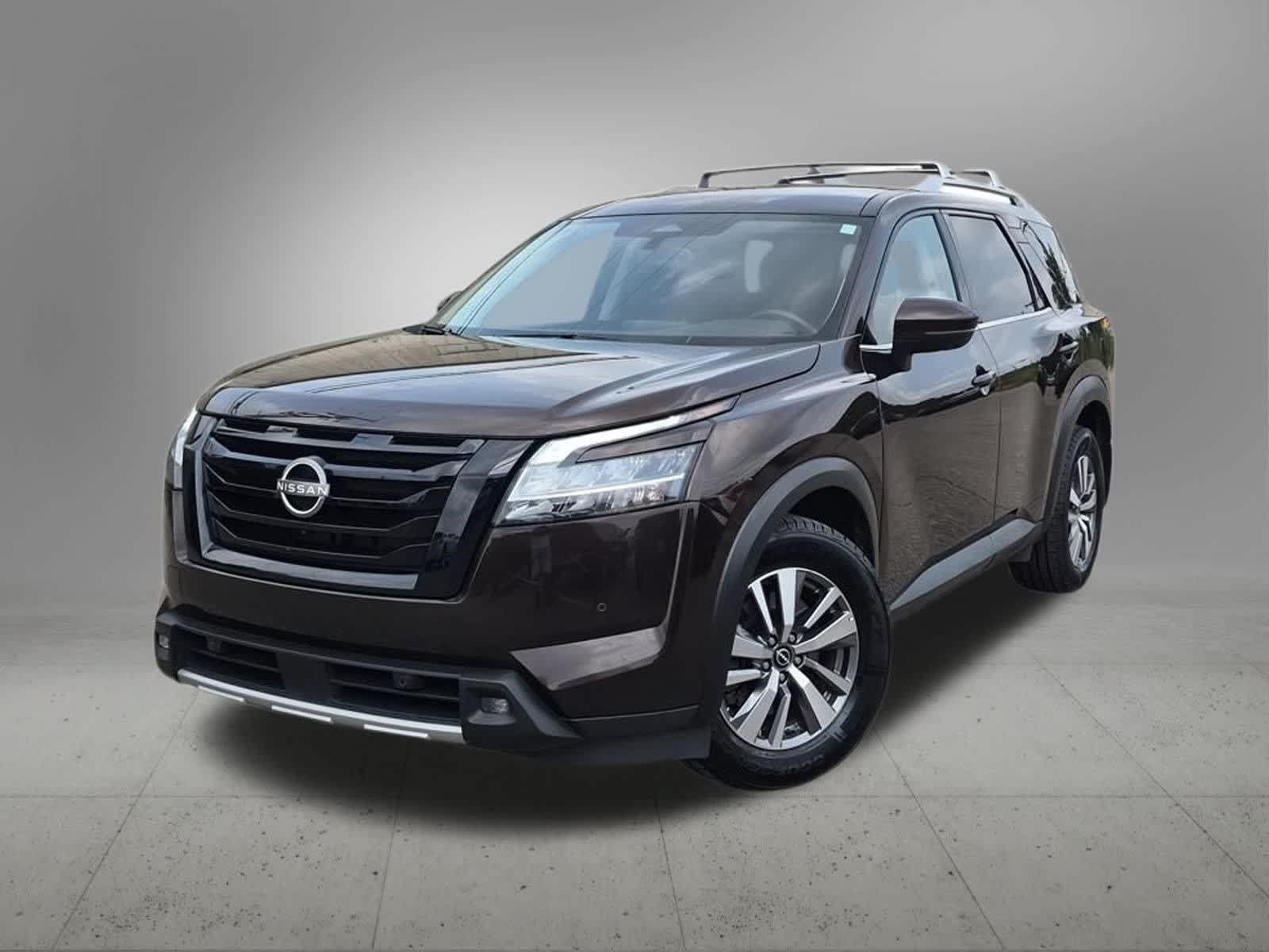 Used 2022 Nissan Pathfinder SL w/ SL Black Package