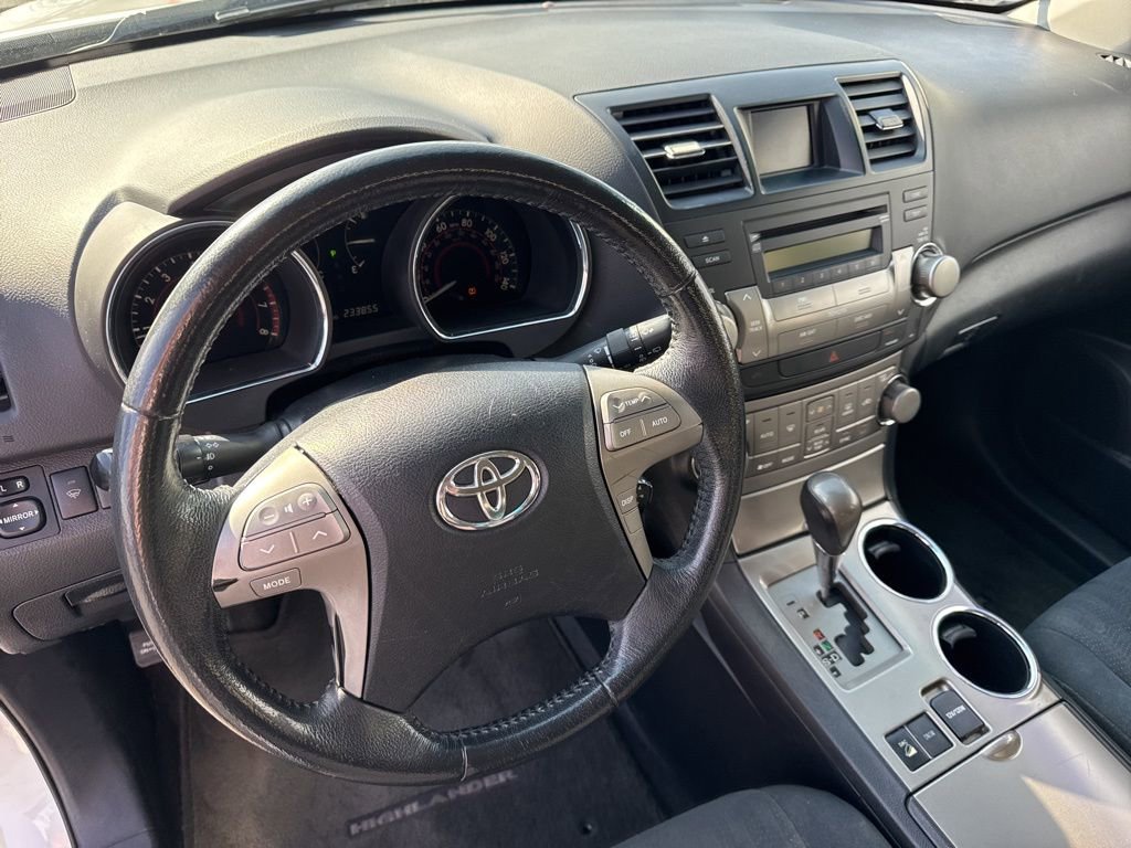 Used 2010 Toyota Highlander Sport image 20