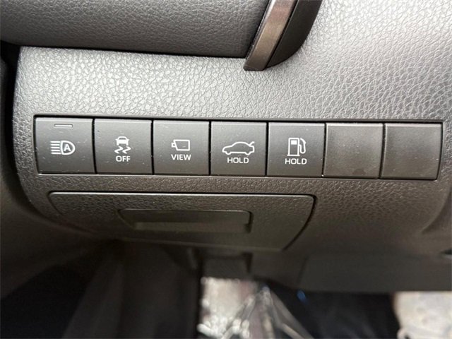 Used 2020 Toyota Camry XSE image 17