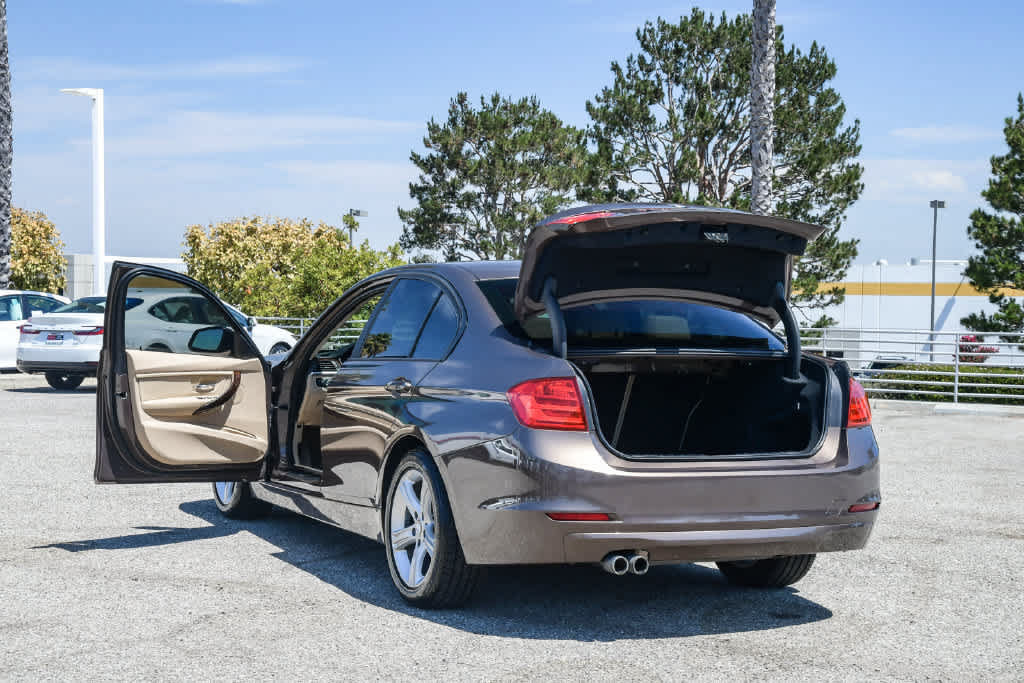 Used 2014 BMW 328i Sedan RWD image 26