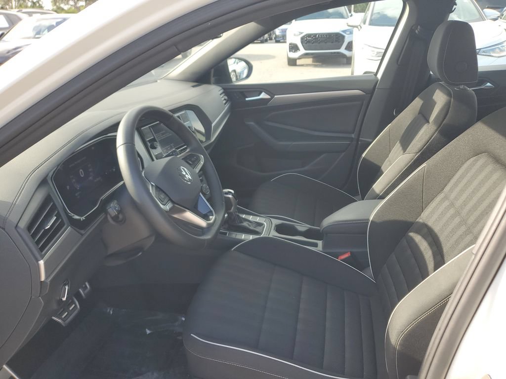 Certified 2024 Volkswagen Jetta Sport FWD image 23