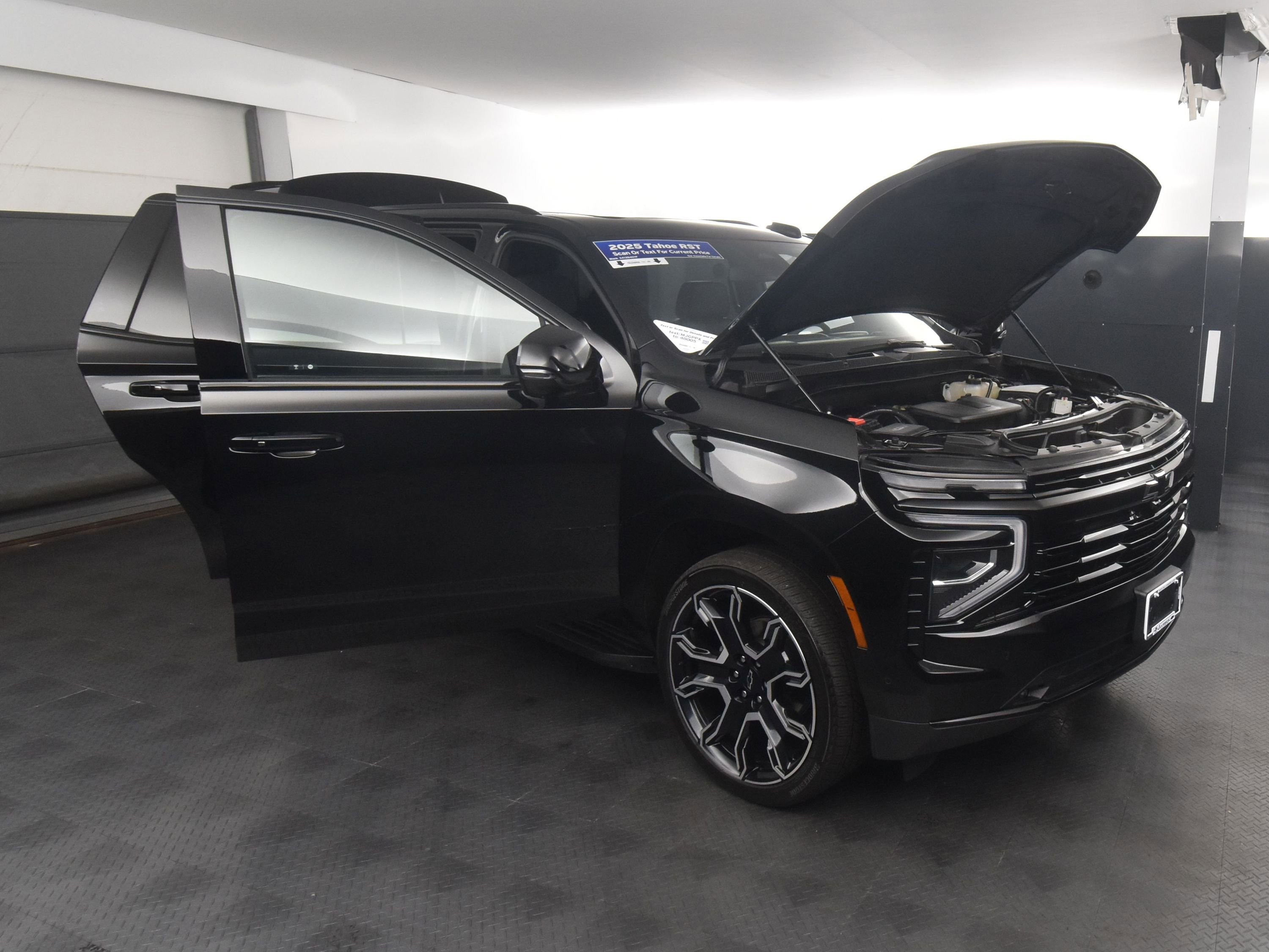 Used 2025 Chevrolet Tahoe RST w/ RST Capability Package image 70