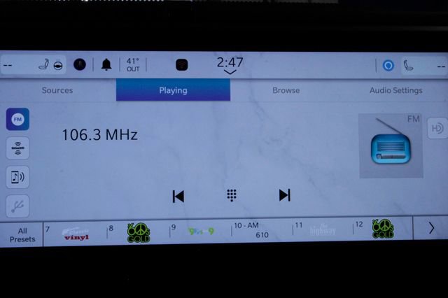 Used 2024 Jeep Wrangler Unlimited Sahara w/ Technology Group image 31