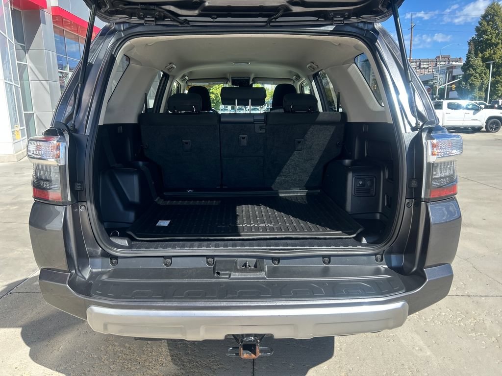 Certified 2020 Toyota 4Runner TRD Off-Road AWD/4WD image 15
