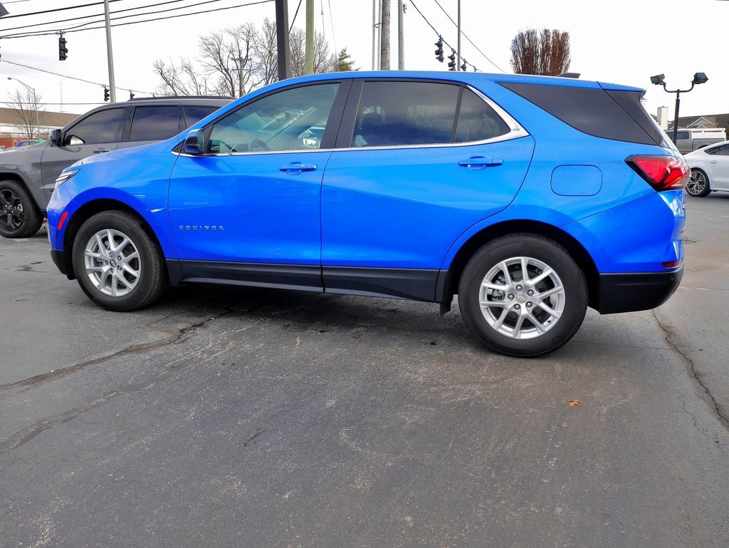 Used 2024 Chevrolet Equinox LT w/ LPO, Floor Liner Package image 4