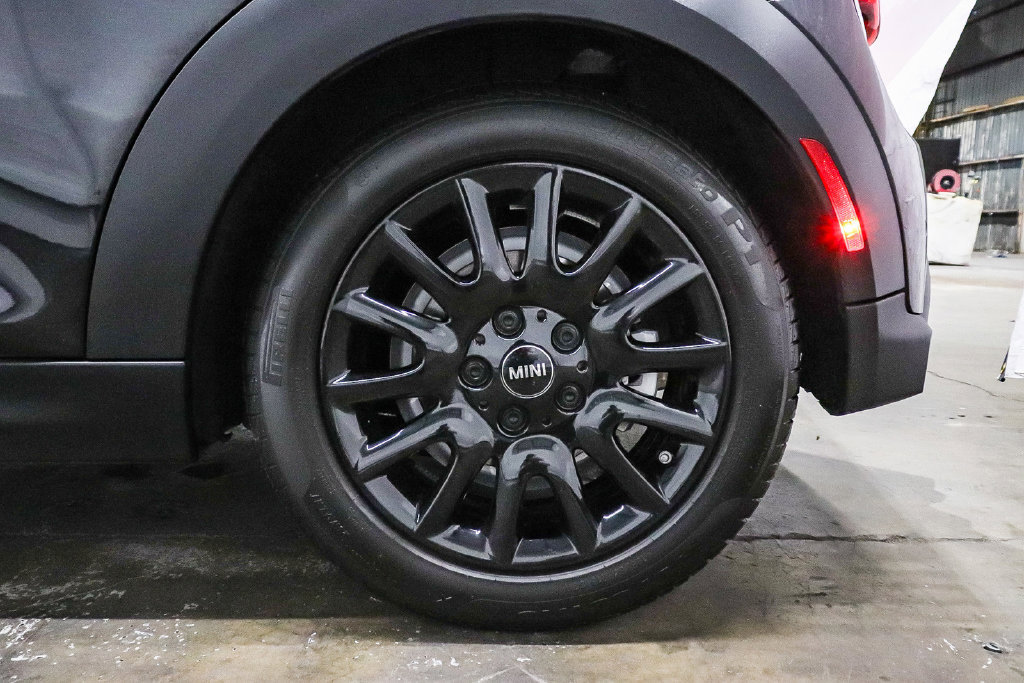 Used 2023 MINI Cooper 2-Door Hardtop FWD image 14