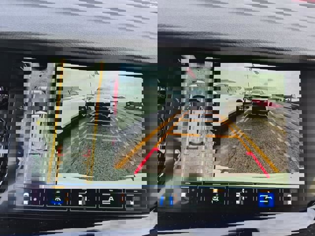 Used 2023 Buick Envision Avenir image 13