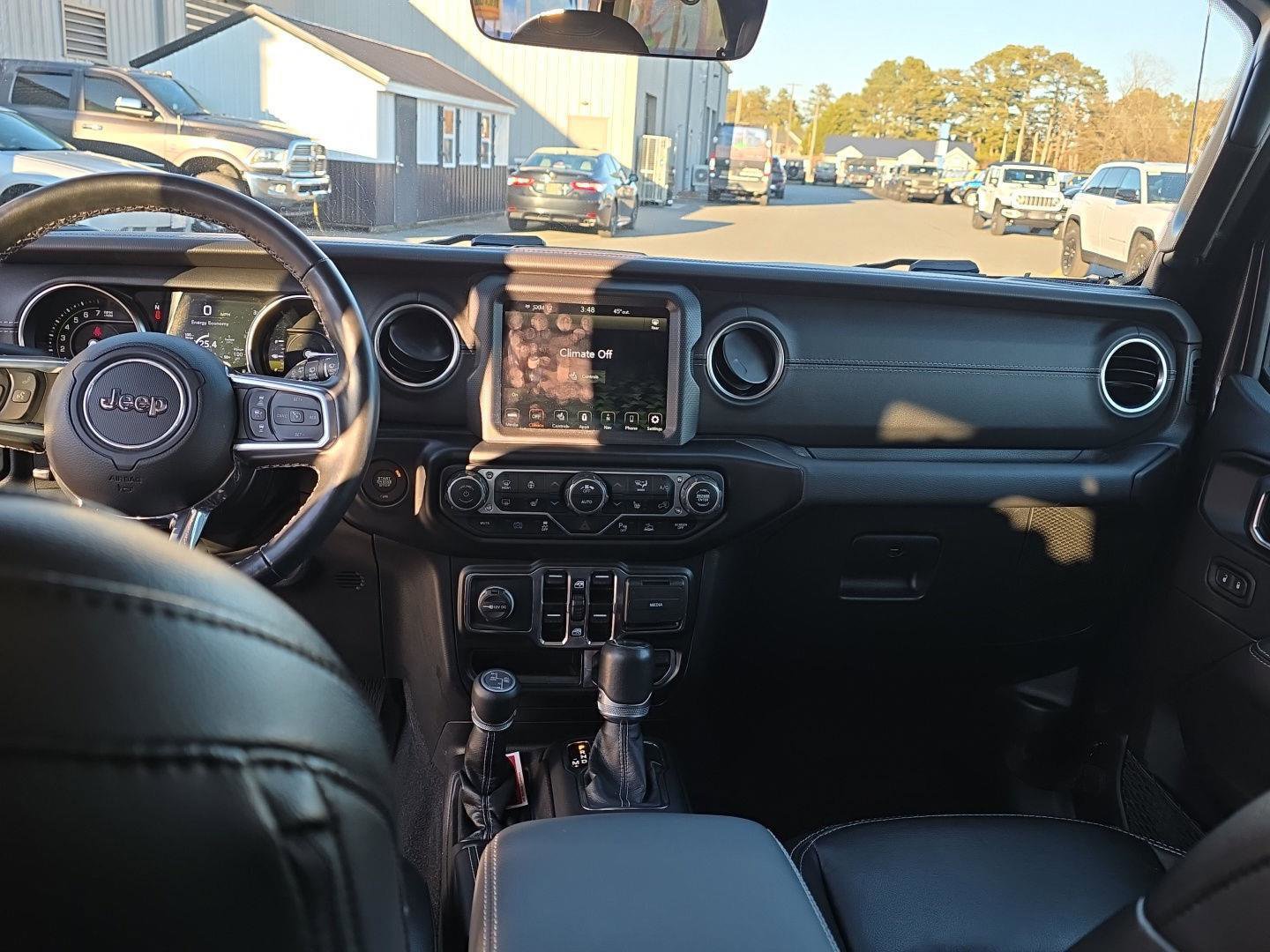 Used 2022 Jeep Wrangler Unlimited Sahara w/ Cold Weather Group image 42