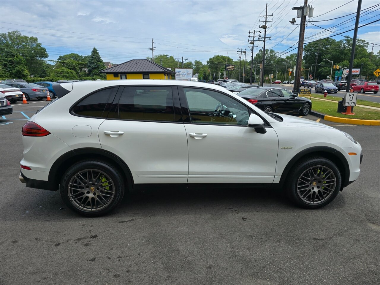 Used 2018 Porsche Cayenne S Platinum AWD/4WD image 15
