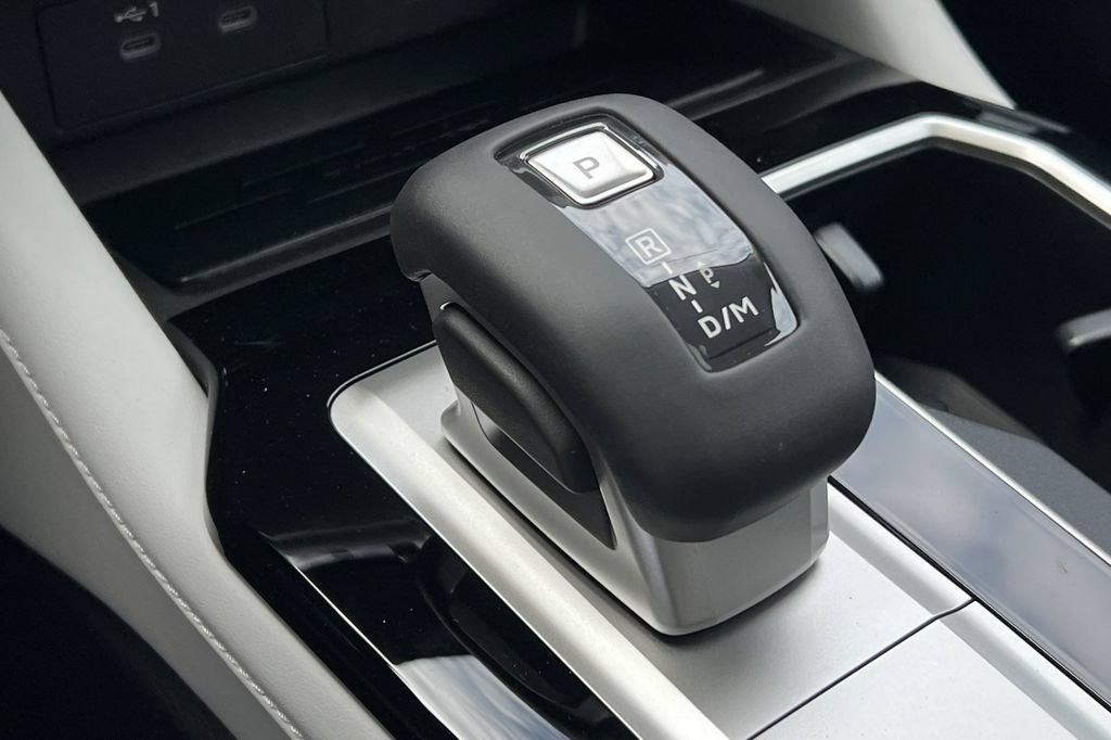 New 2026 Mitsubishi Outlander SE AWD/4WD image 23