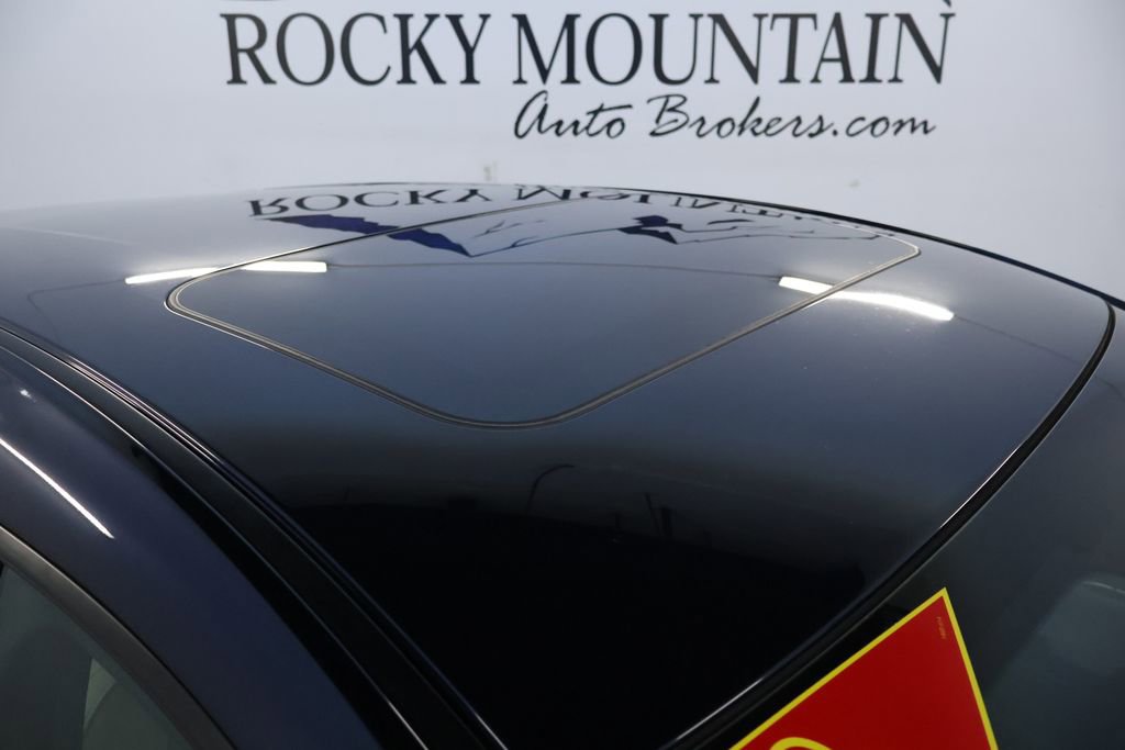 Used 2023 MAZDA MAZDA3 s image 12