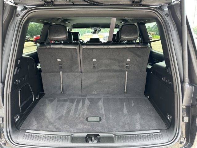Certified 2024 Jeep Wagoneer Series II w/ Flexible Seating Group RWD image 41