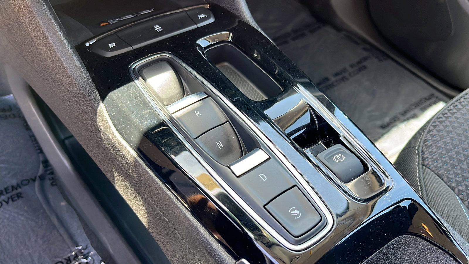 Used 2023 Chevrolet Bolt EUV LT w/ Comfort Package image 21