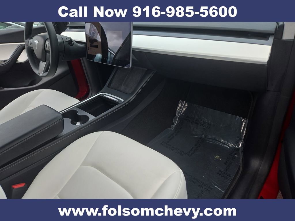 Used 2021 Tesla Model Y Long Range AWD/4WD image 30
