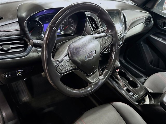 Used 2022 Chevrolet Equinox RS w/ Infotainment Package image 16