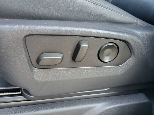 Used 2023 Chevrolet Silverado 1500 RST AWD/4WD image 13