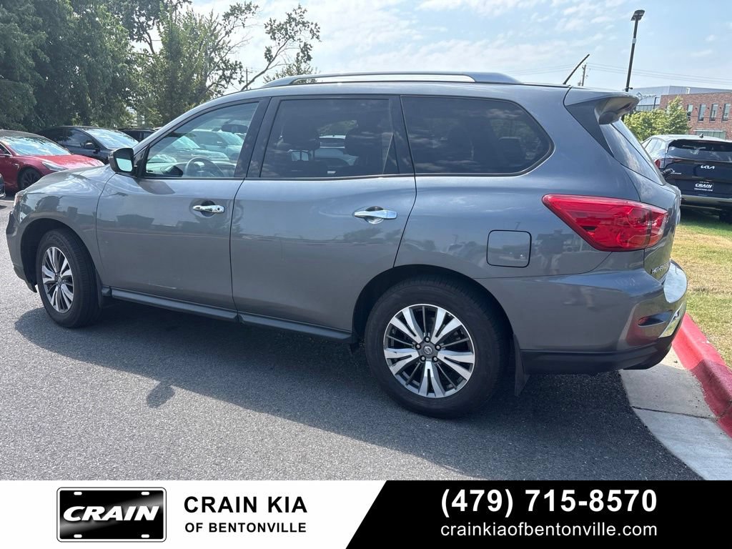Used 2018 Nissan Pathfinder S AWD/4WD image 4