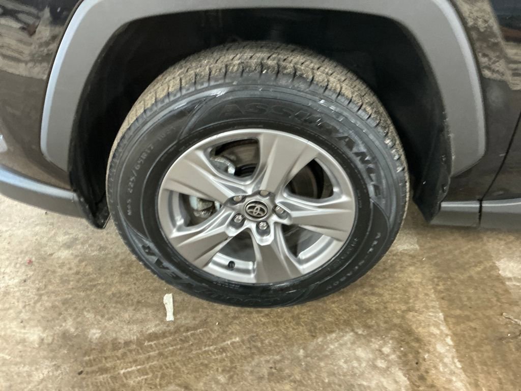 Certified 2025 Toyota RAV4 XLE image 9