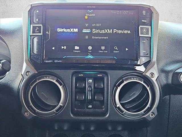 Used 2017 Jeep Wrangler Unlimited Sahara AWD/4WD image 18