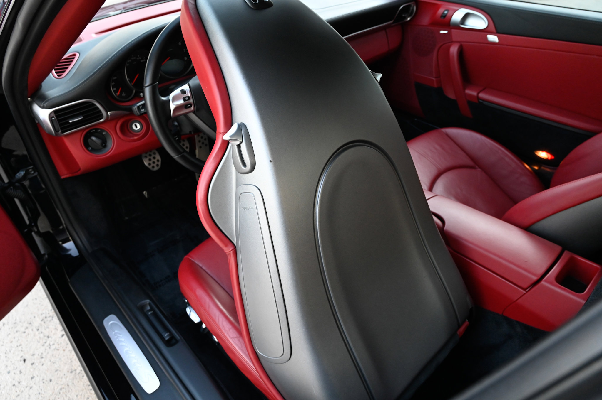 Used 2009 Porsche 911 Carrera S image 21