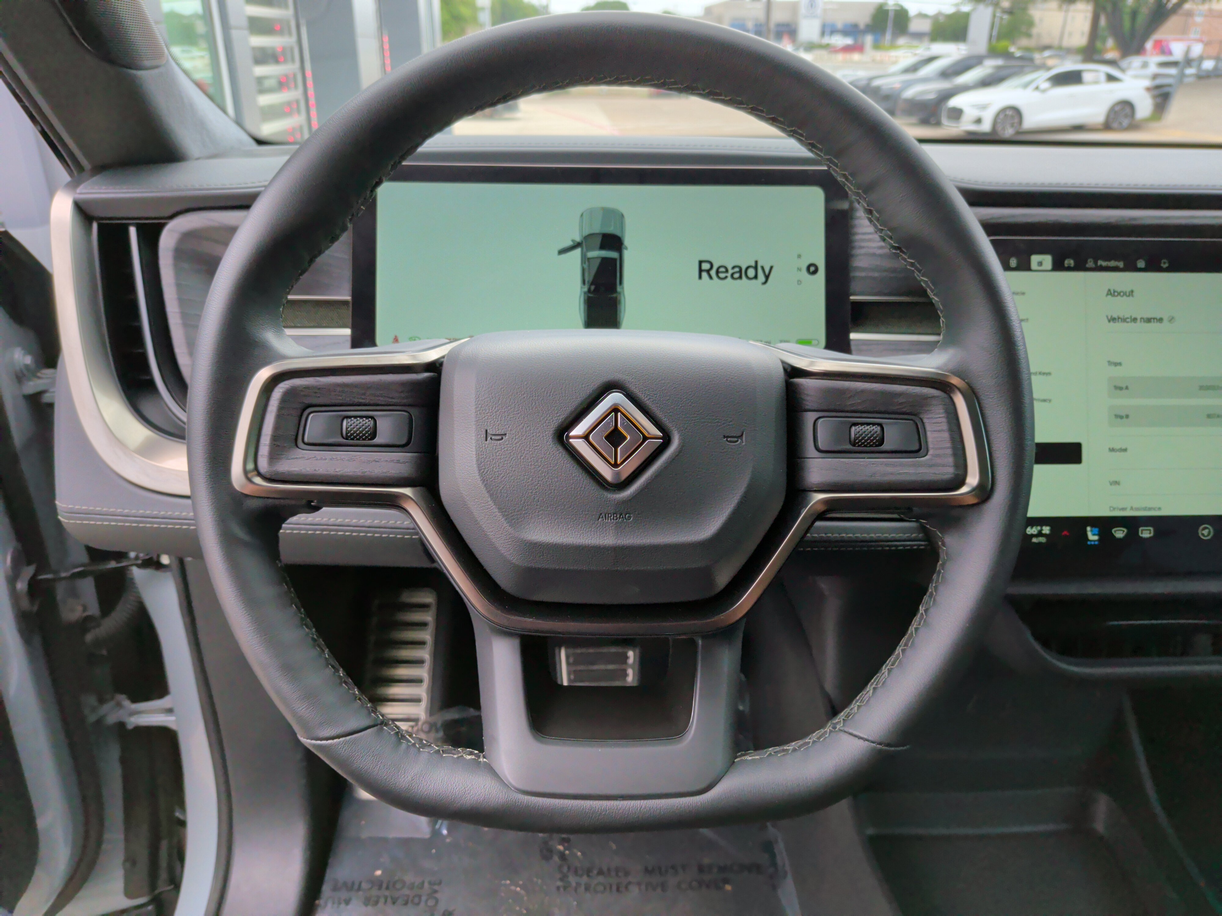 Used 2023 Rivian R1T Adventure image 19