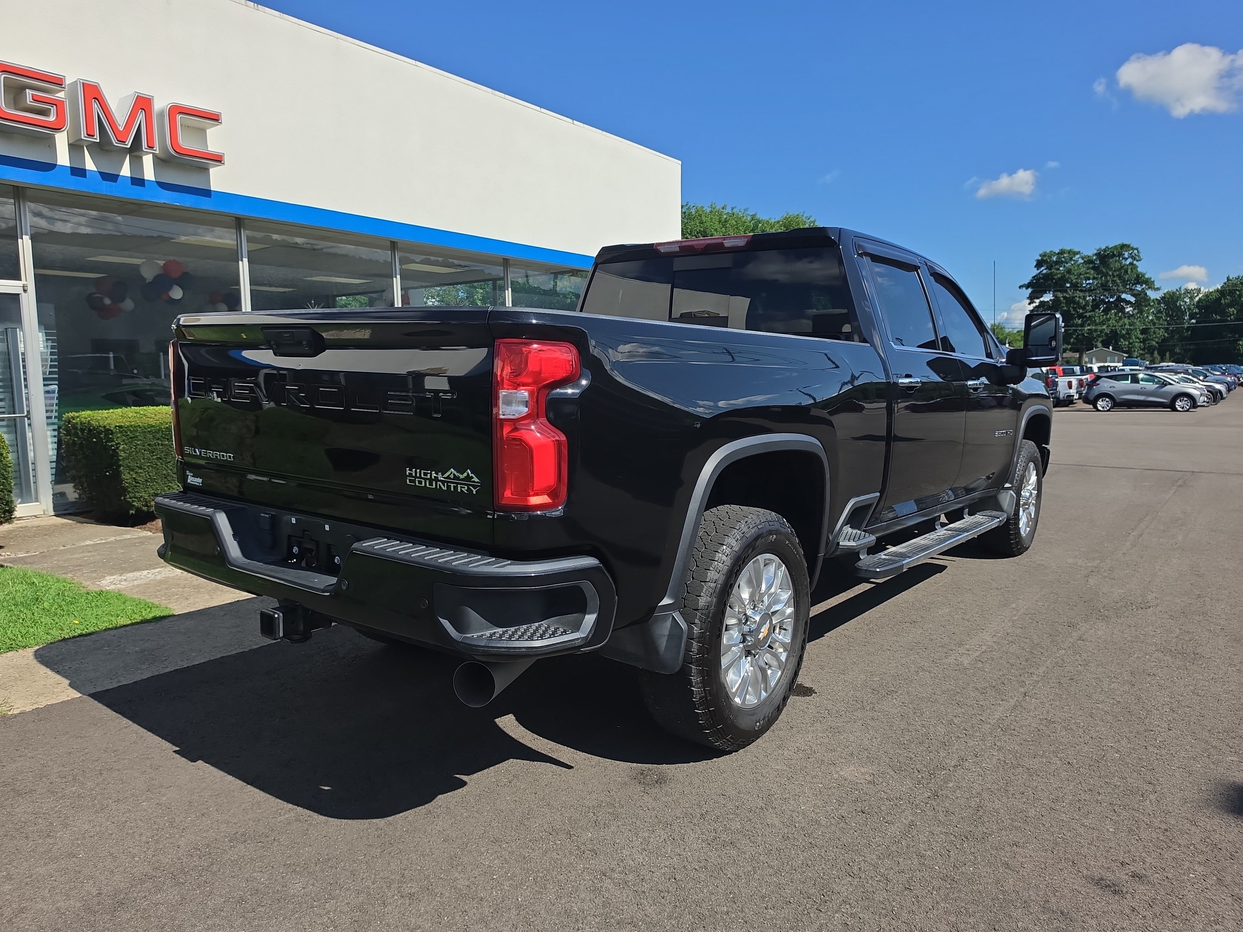 Used 2023 Chevrolet Silverado 3500 High Country w/ Z71 Off-Road Package AWD/4WD video 3