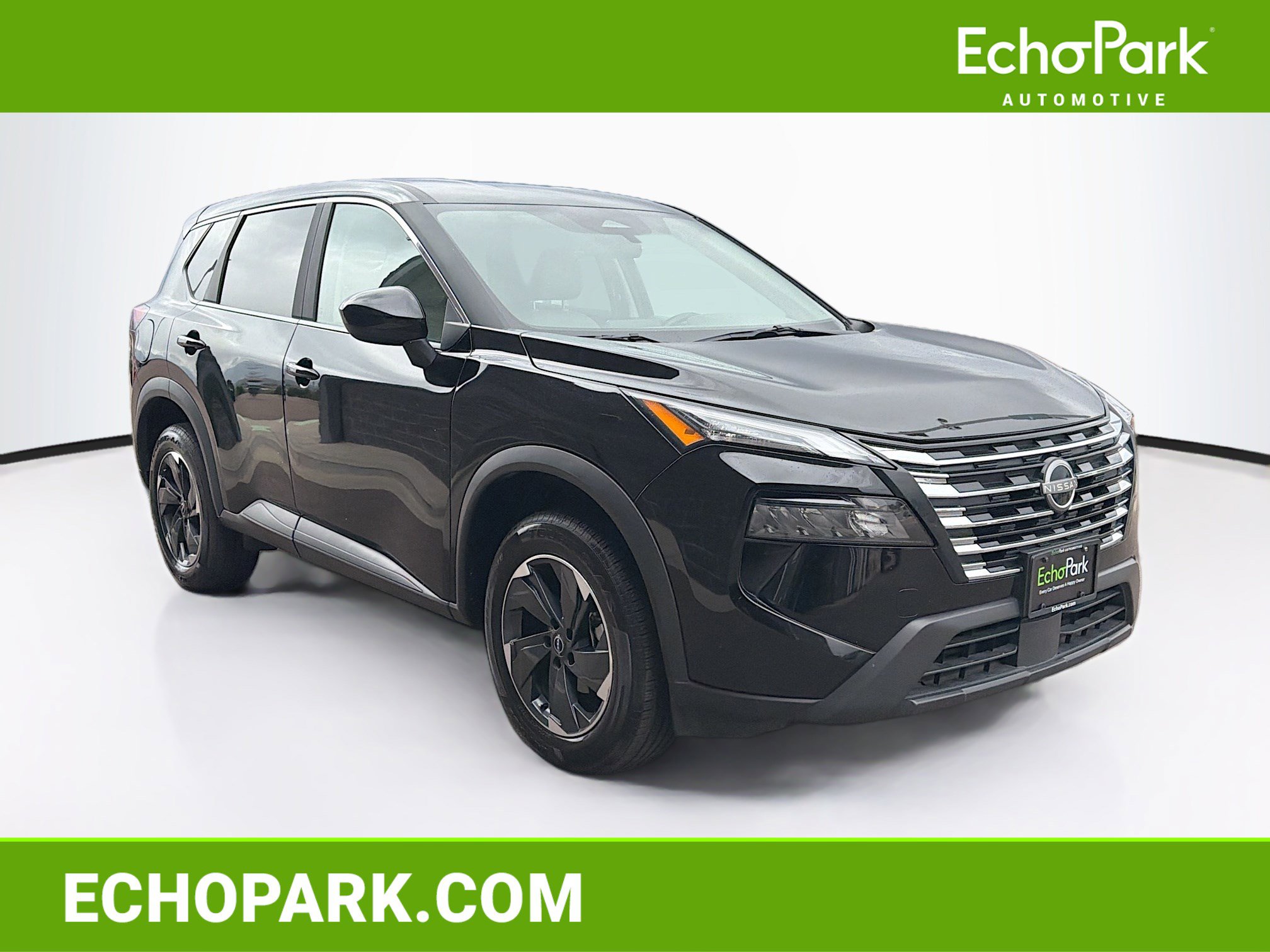 Used 2025 Nissan Rogue SV AWD/4WD image 1