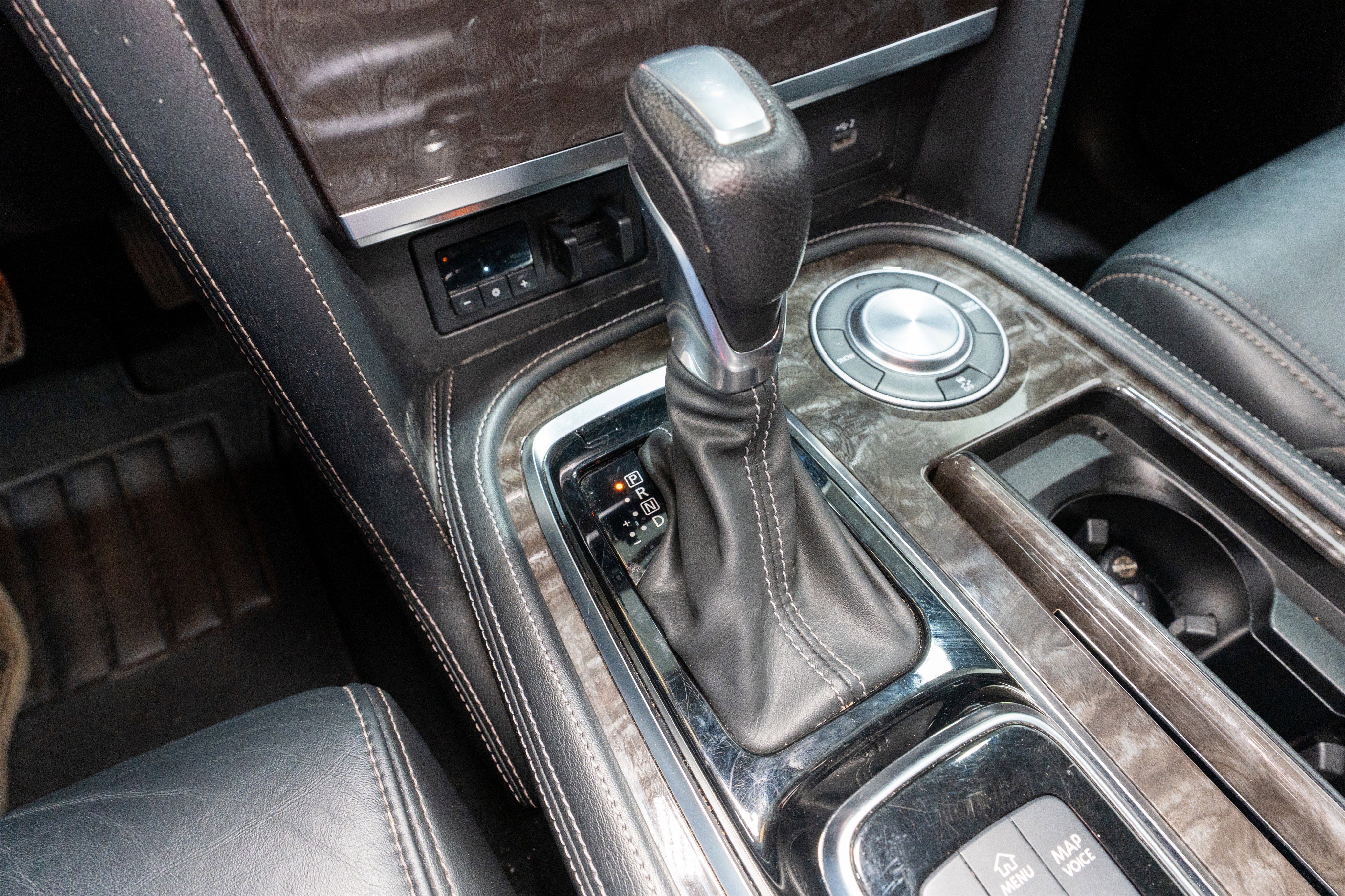 Used 2023 Nissan Armada Platinum w/ Captain's Chairs Package image 24