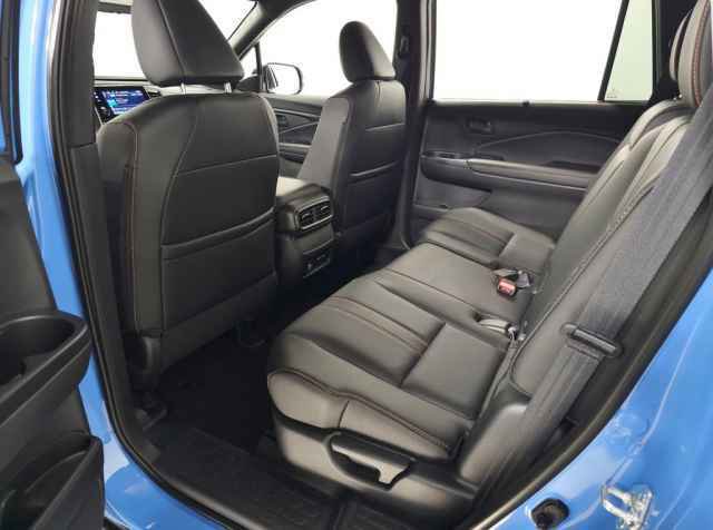Used 2025 Honda Passport TrailSport image 35