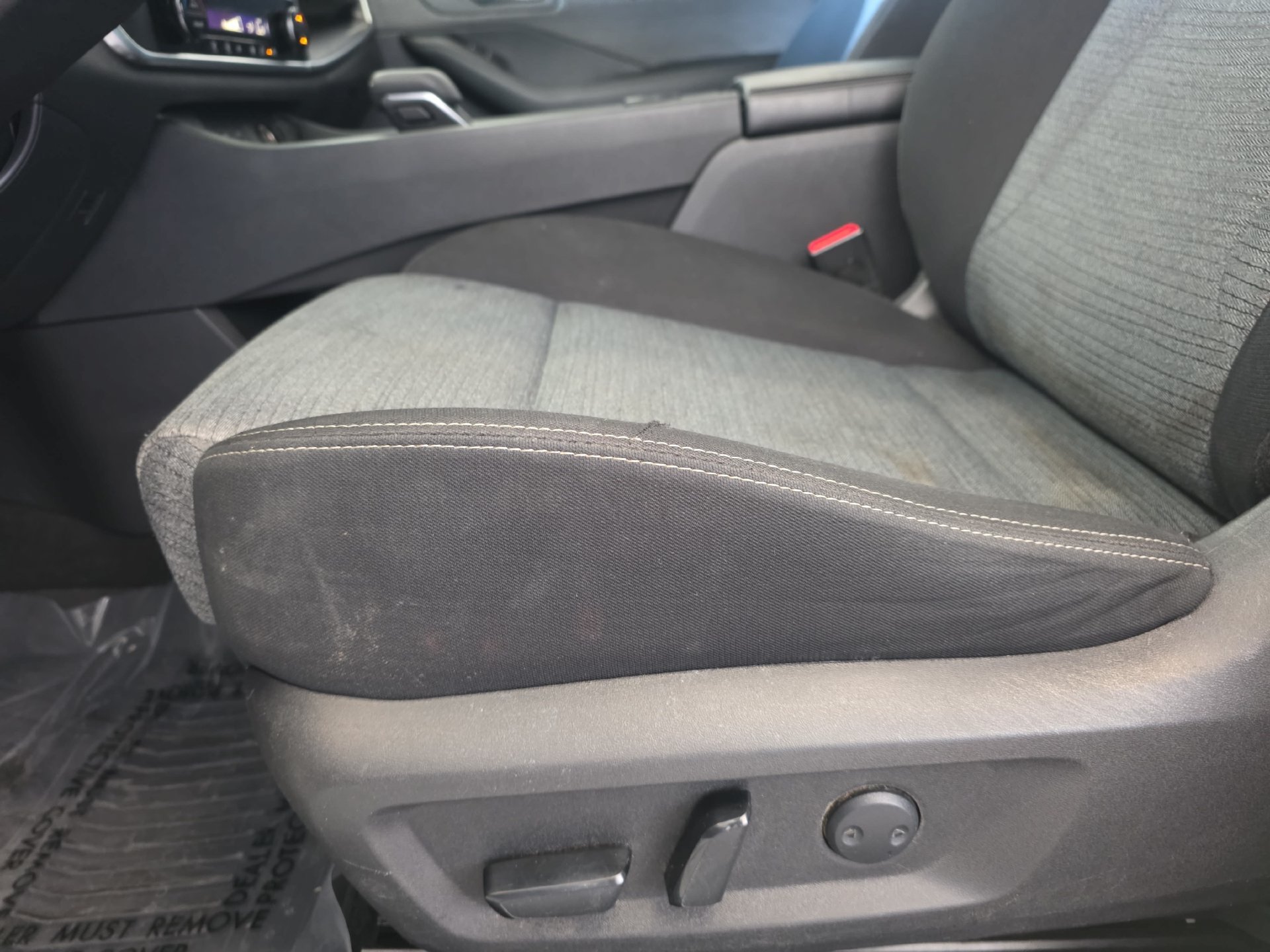 Used 2023 Nissan Rogue SV AWD/4WD image 27