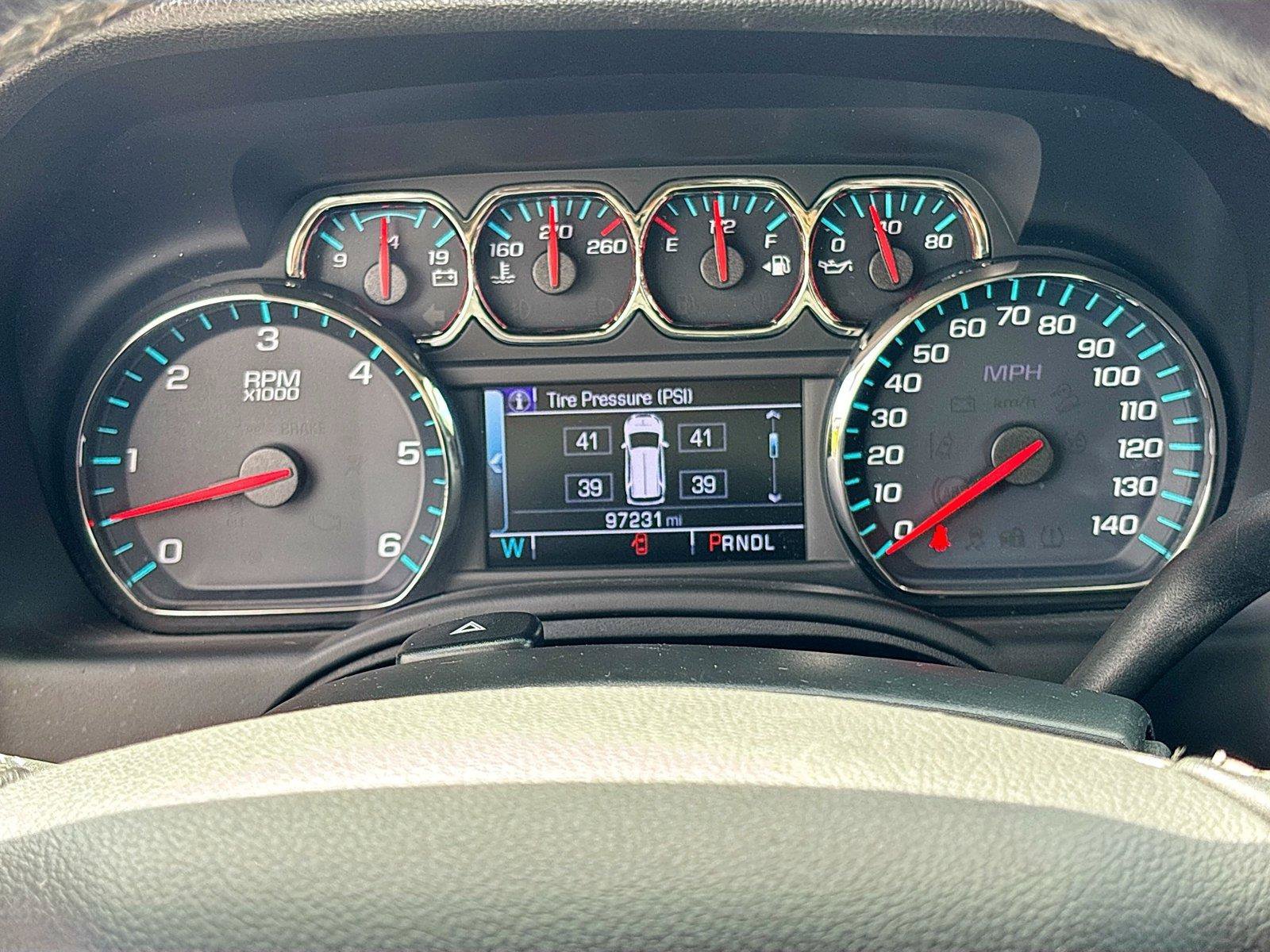 Used 2020 Chevrolet Suburban LT RWD image 12