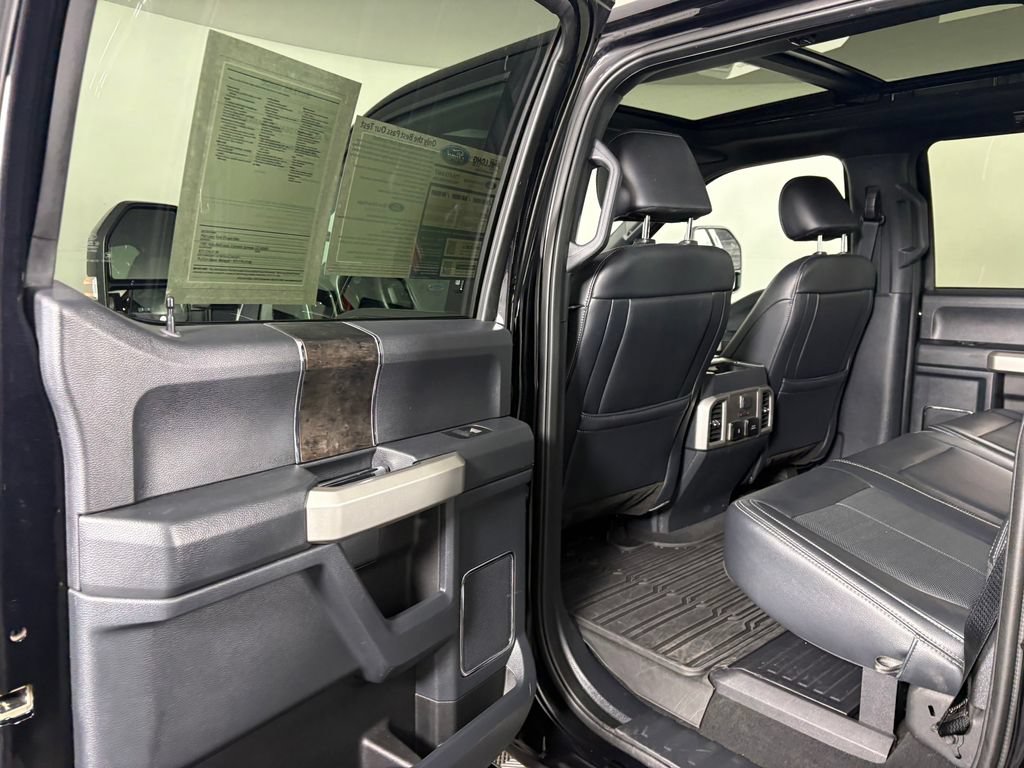 Certified 2022 Ford F250 Lariat w/ Tremor Off-Road Package AWD/4WD image 28