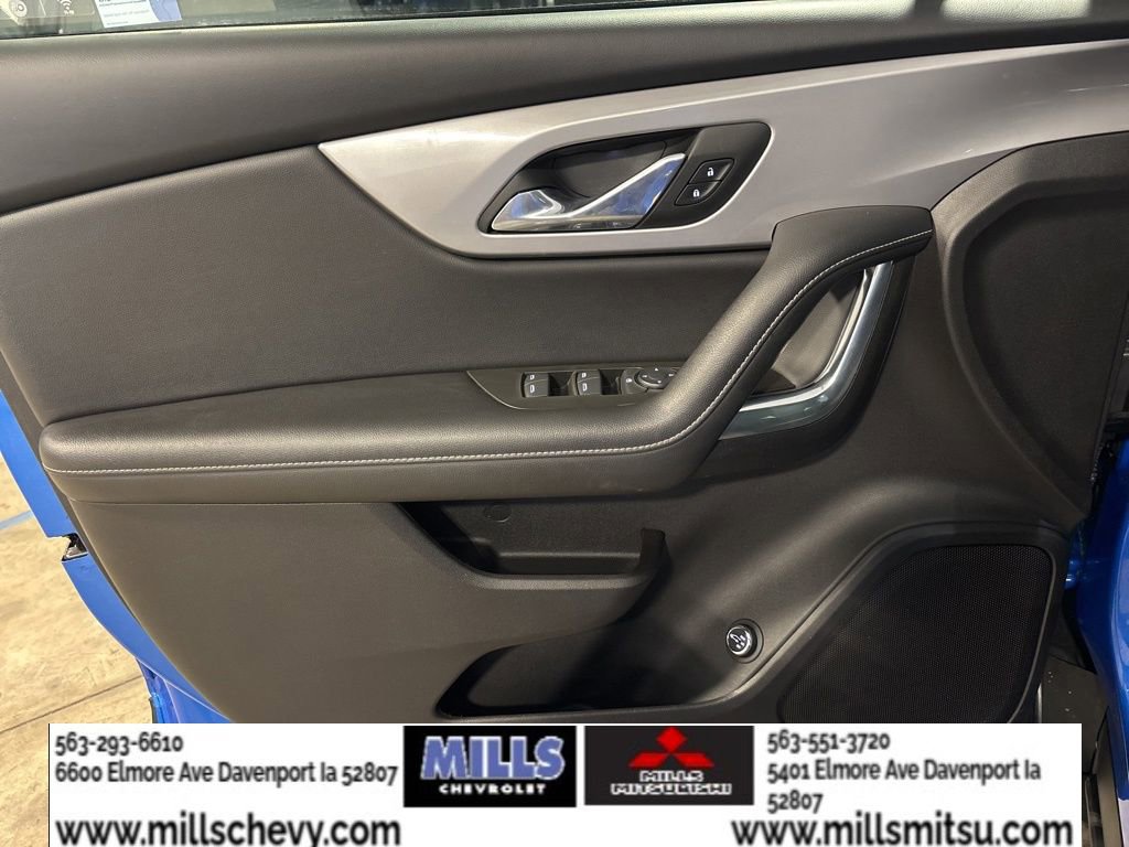 Used 2024 Chevrolet Blazer LT w/ Convenience Package image 9