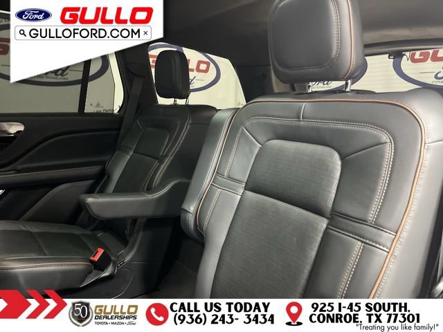 Used 2025 Lincoln Aviator Black Label AWD/4WD image 13