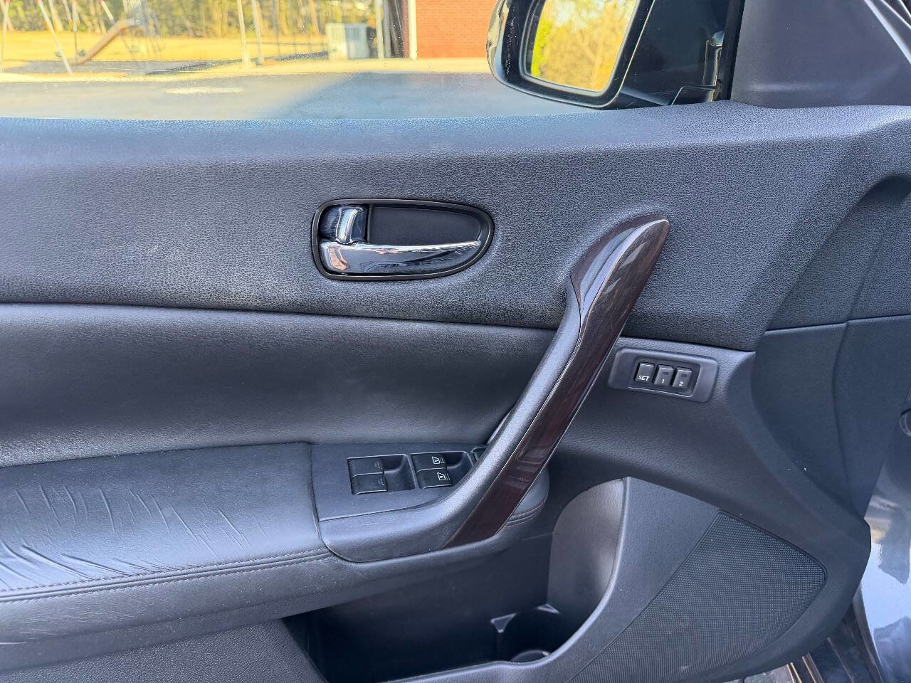 Used 2012 Nissan Maxima 3.5 SV w/ Premium Pkg image 11