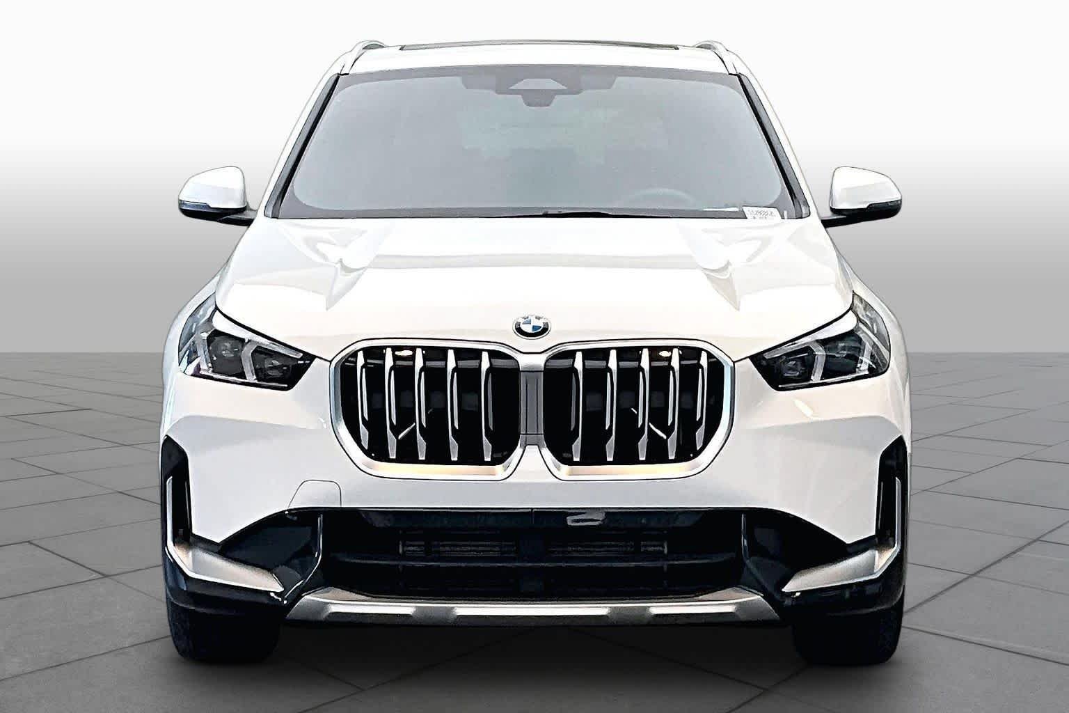 Used 2025 BMW X1 xDrive28i w/ Convenience Package AWD/4WD image 7