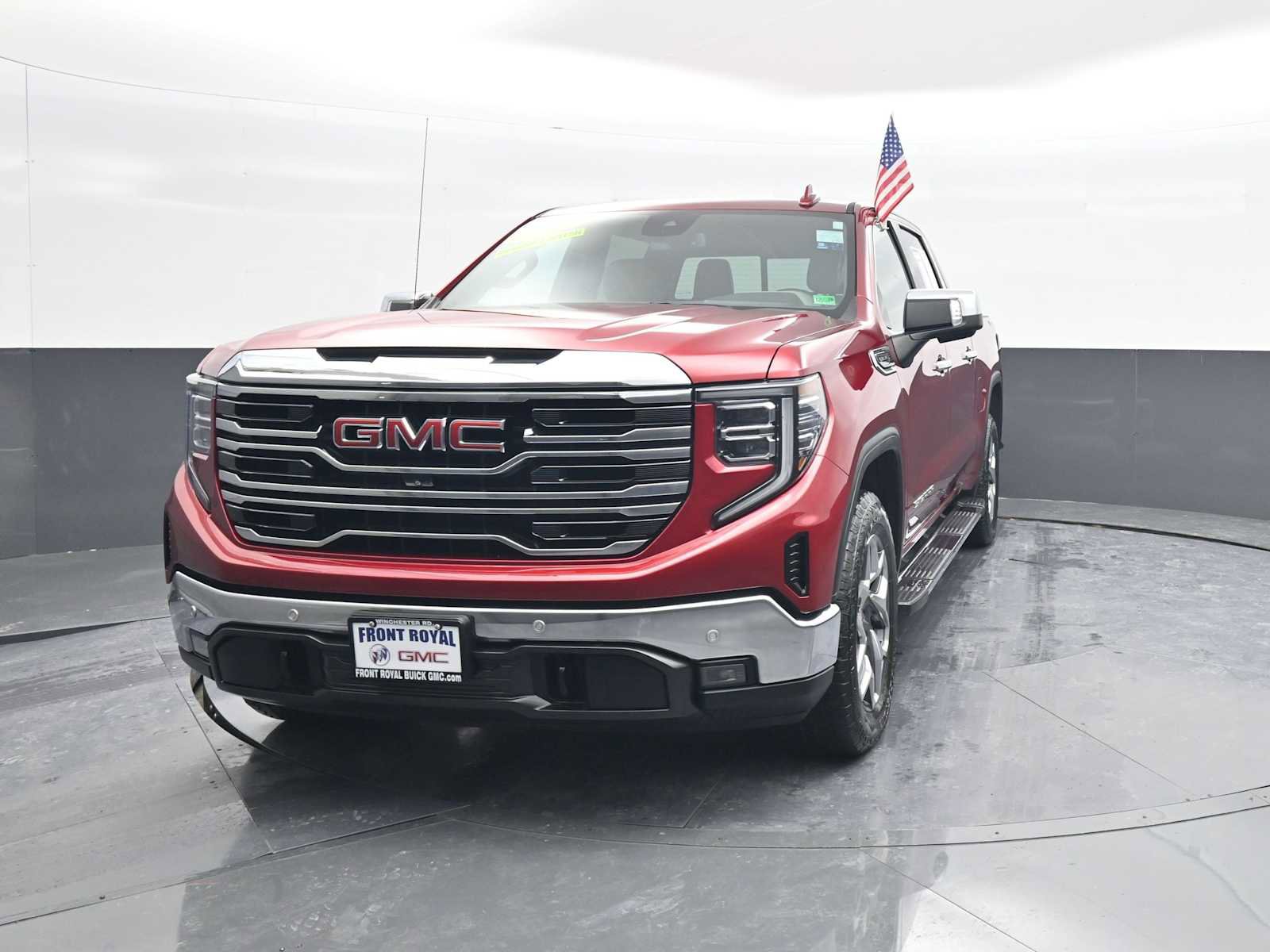 Used 2022 GMC Sierra 1500 SLT w/ SLT Premium Plus Package image 3