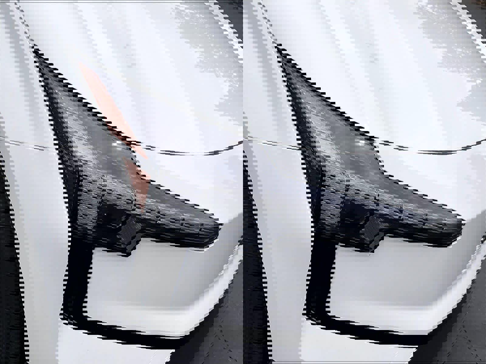 New 2026 Volvo EX30 Plus w/ Protection Package AWD/4WD image 33