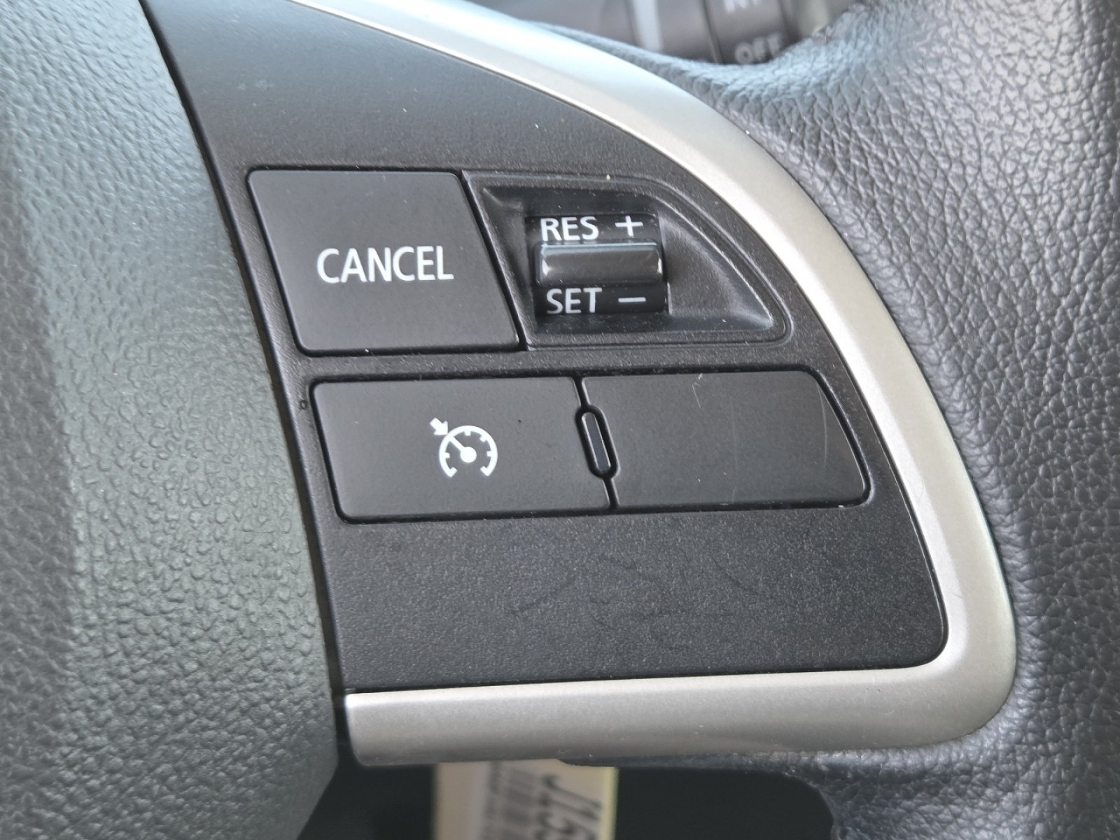 Used 2014 Mitsubishi Outlander Sport ES FWD image 5