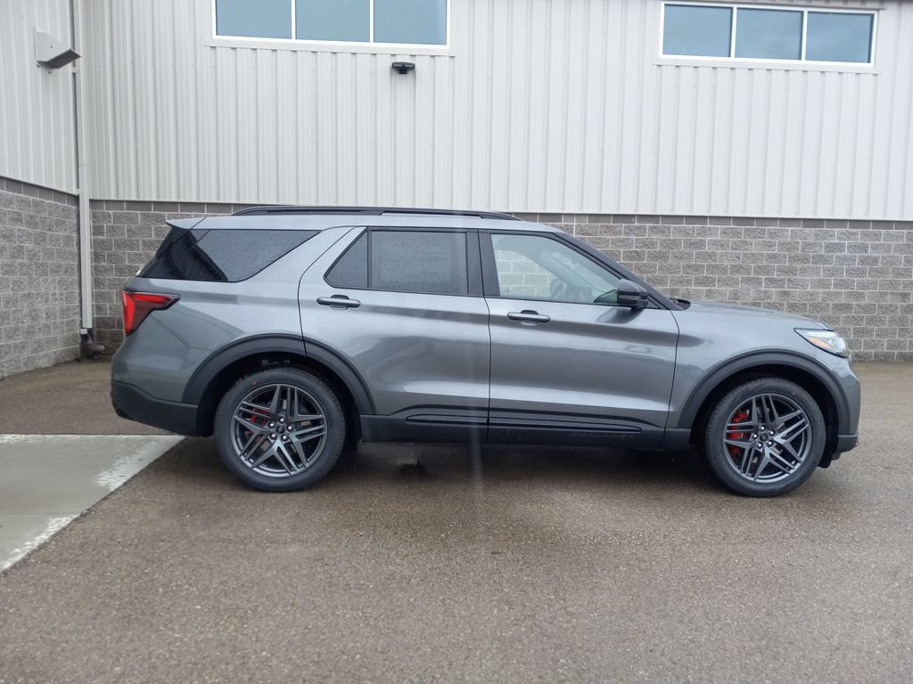 New 2026 Ford Explorer ST w/ Sun And Sound Package AWD/4WD image 2