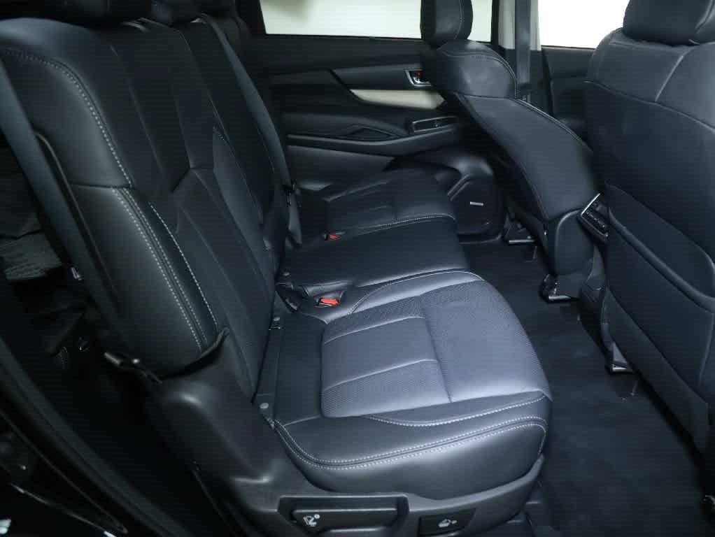Used 2022 Subaru Ascent Limited w/ Technology Package AWD/4WD image 34