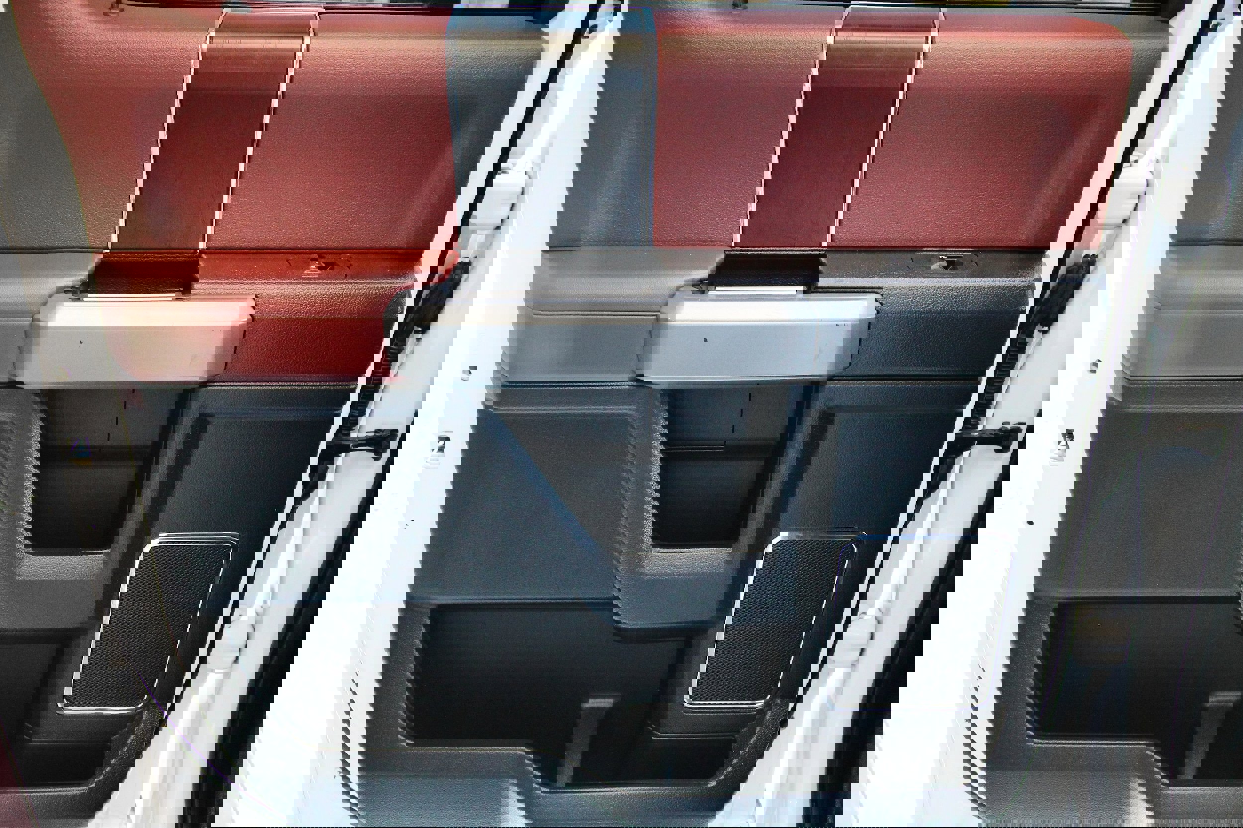 Used 2019 Ford F250 Platinum w/ Platinum Ultimate Package image 48