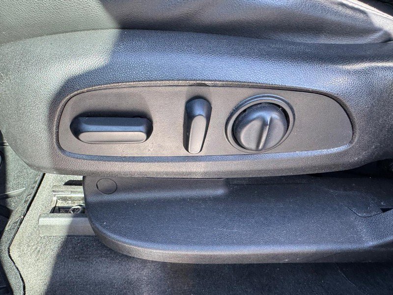 Certified 2019 Buick Enclave Avenir w/ Avenir Technology Package image 19